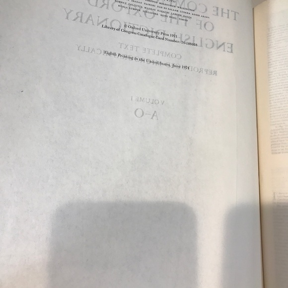The Compact Edition of the Oxford English Dictionary Volumes I and II 1971 - Picture 7 of 12